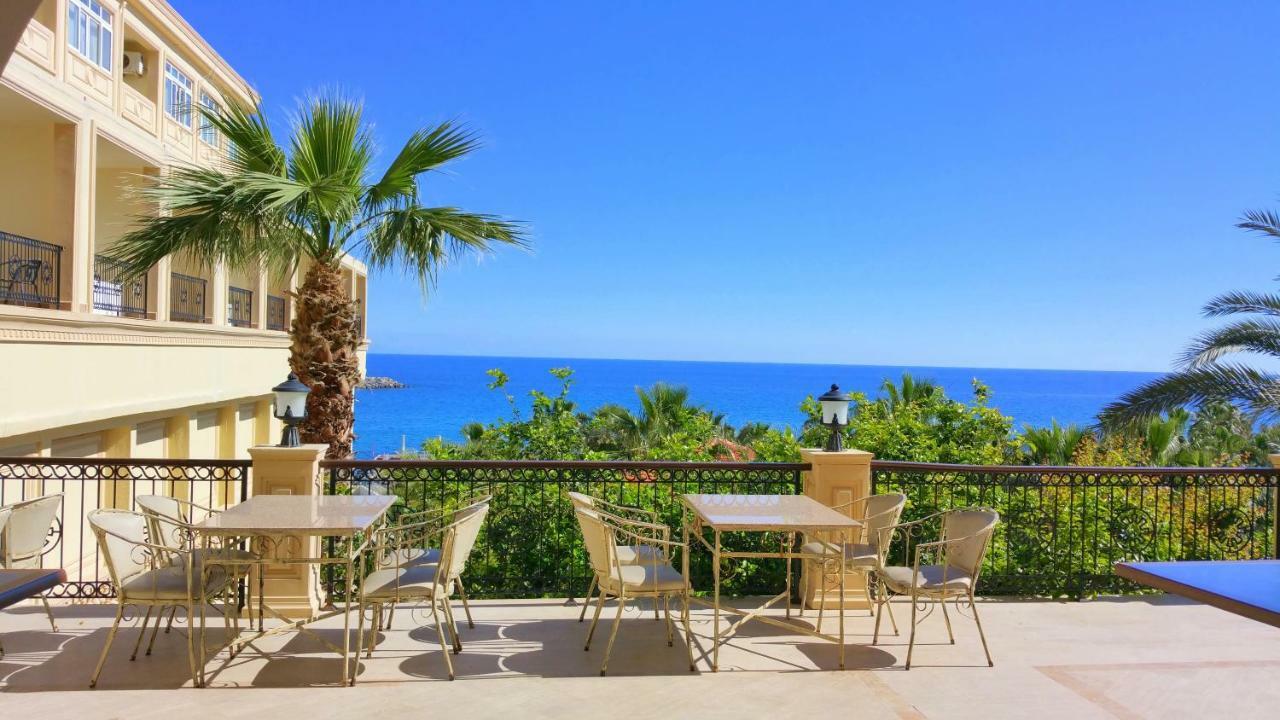 كيرينيا Oscar Beachfront Resort & Spa & Casino المظهر الخارجي الصورة