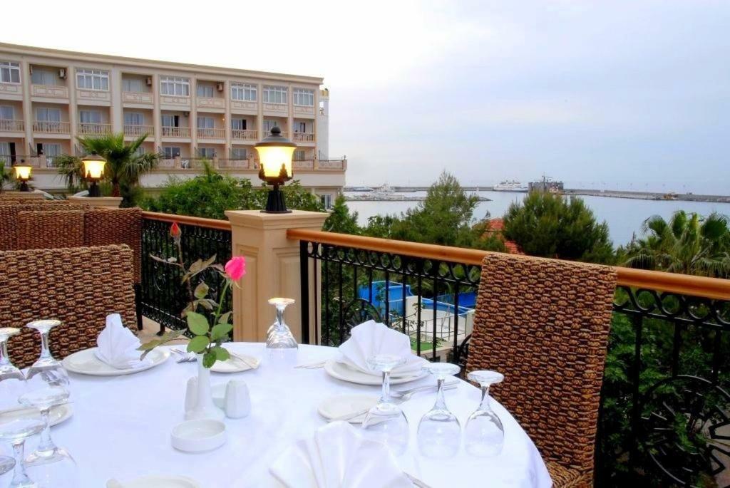 كيرينيا Oscar Beachfront Resort & Spa & Casino المظهر الخارجي الصورة