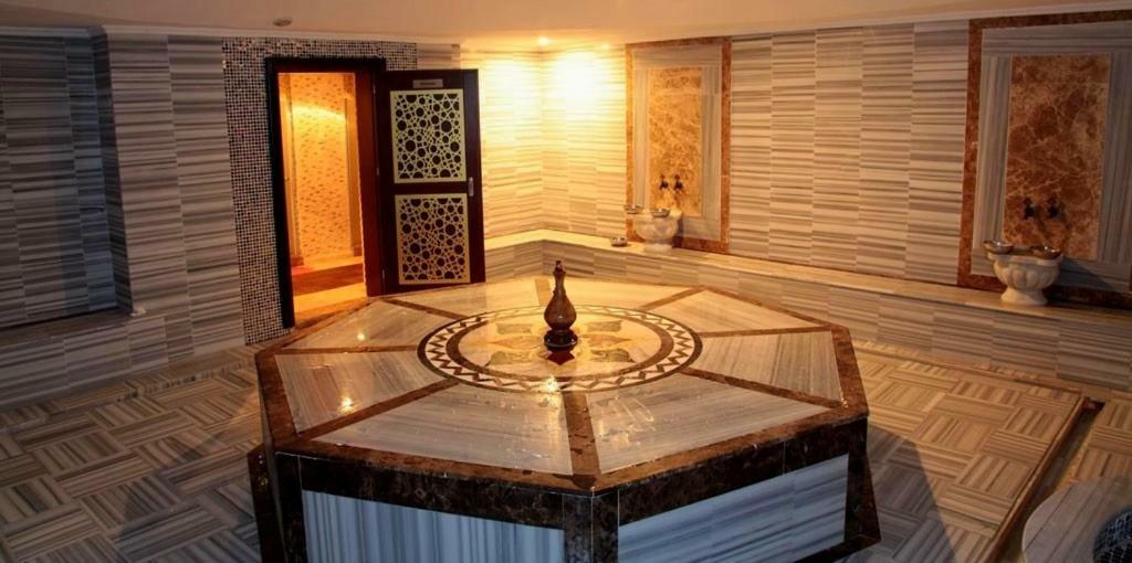 كيرينيا Oscar Beachfront Resort & Spa & Casino المظهر الخارجي الصورة