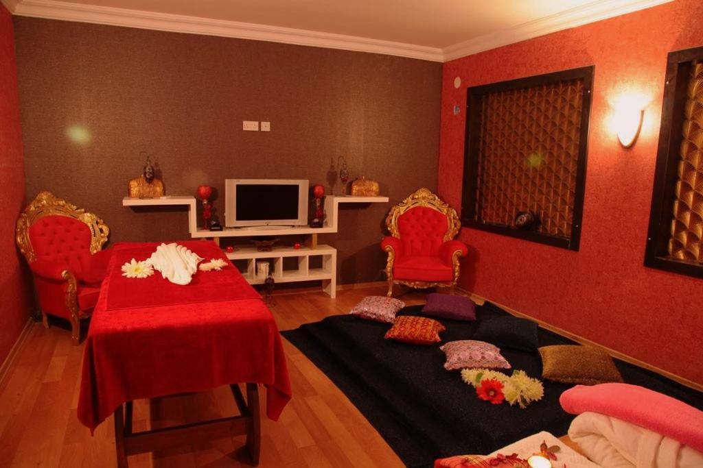 كيرينيا Oscar Beachfront Resort & Spa & Casino المظهر الخارجي الصورة