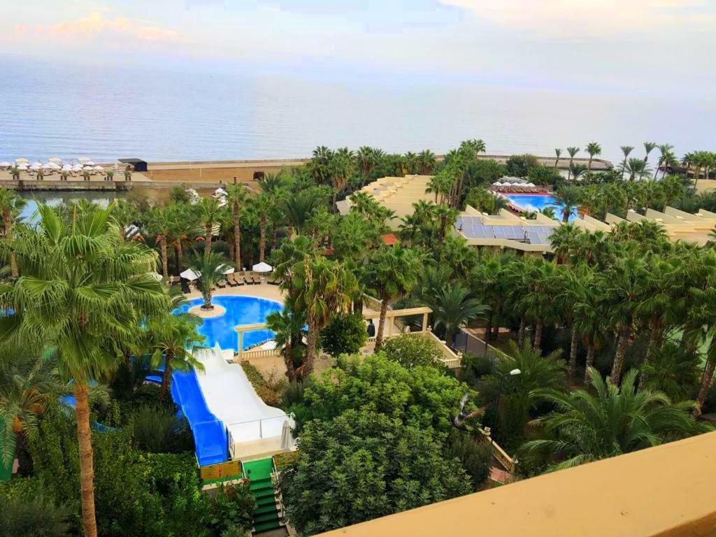 كيرينيا Oscar Beachfront Resort & Spa & Casino المظهر الخارجي الصورة
